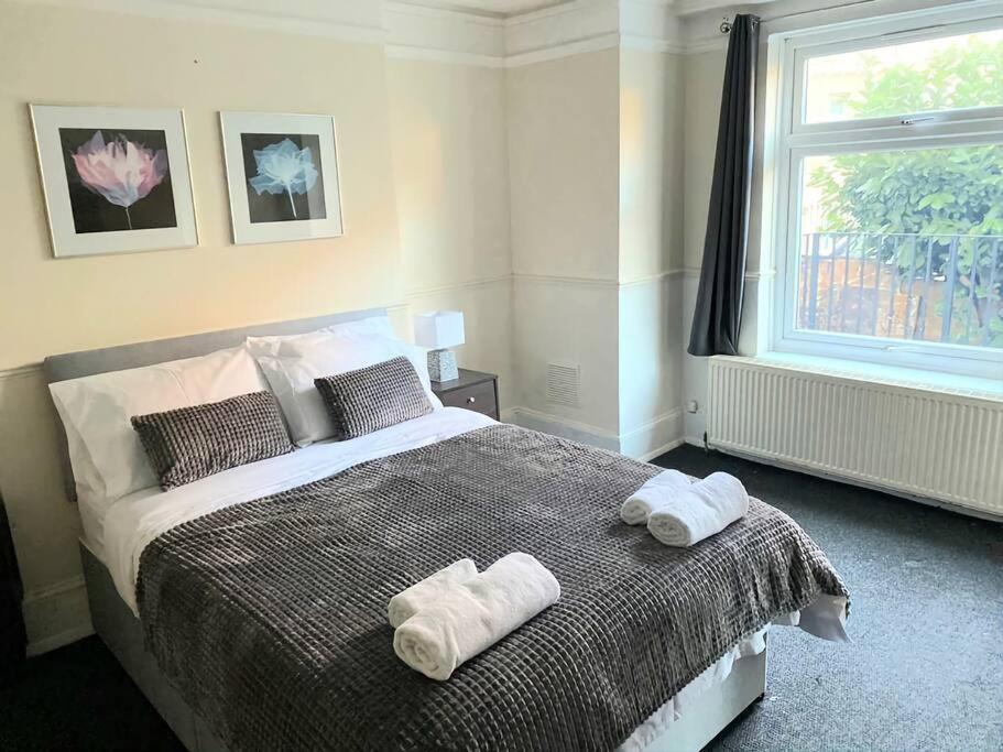 Evo A - Gravesend 1 Bedroom Apartment Buitenkant foto
