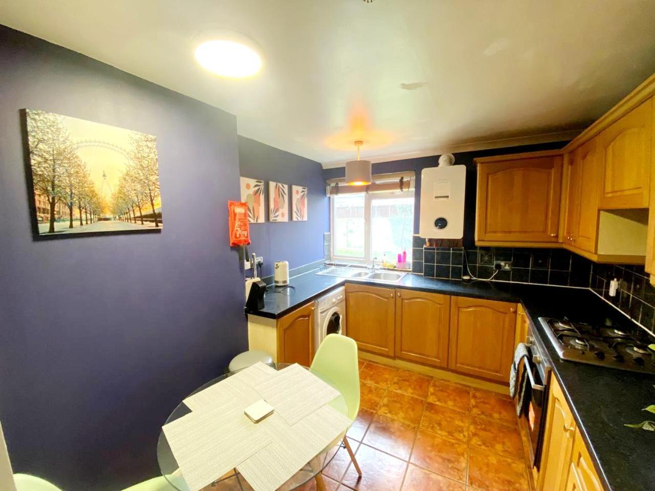 Evo A - Gravesend 1 Bedroom Apartment Buitenkant foto